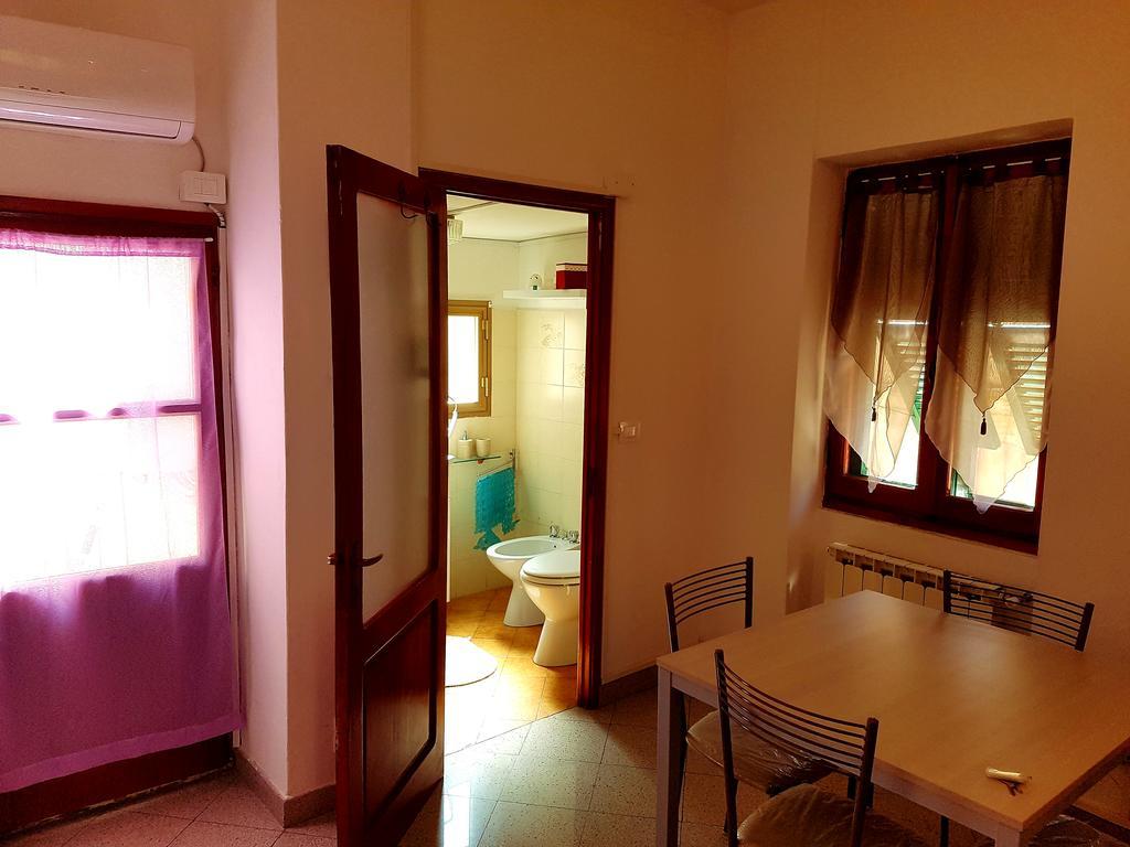 Vintage Room Vernazza Luaran gambar
