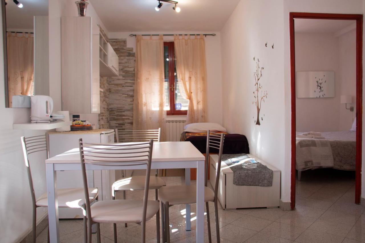 Vintage Room Vernazza Luaran gambar
